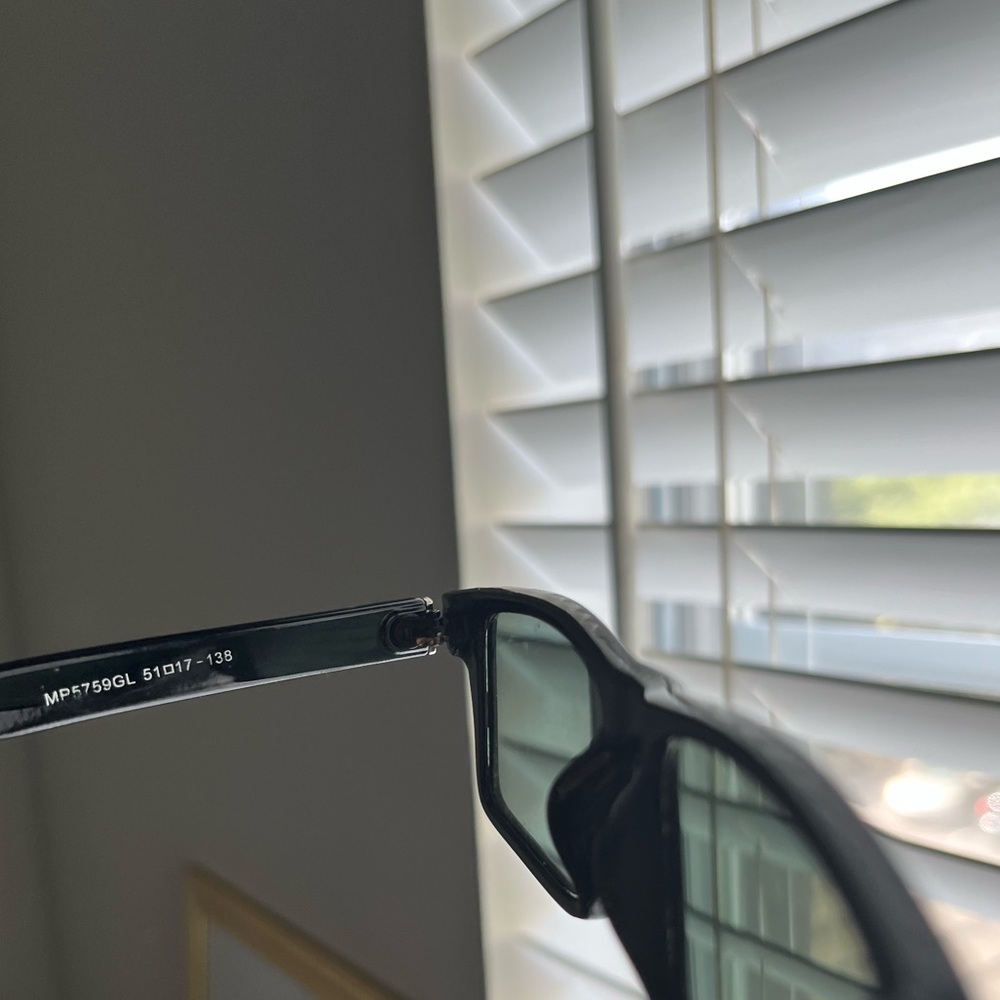 Black Squared Sunglasses